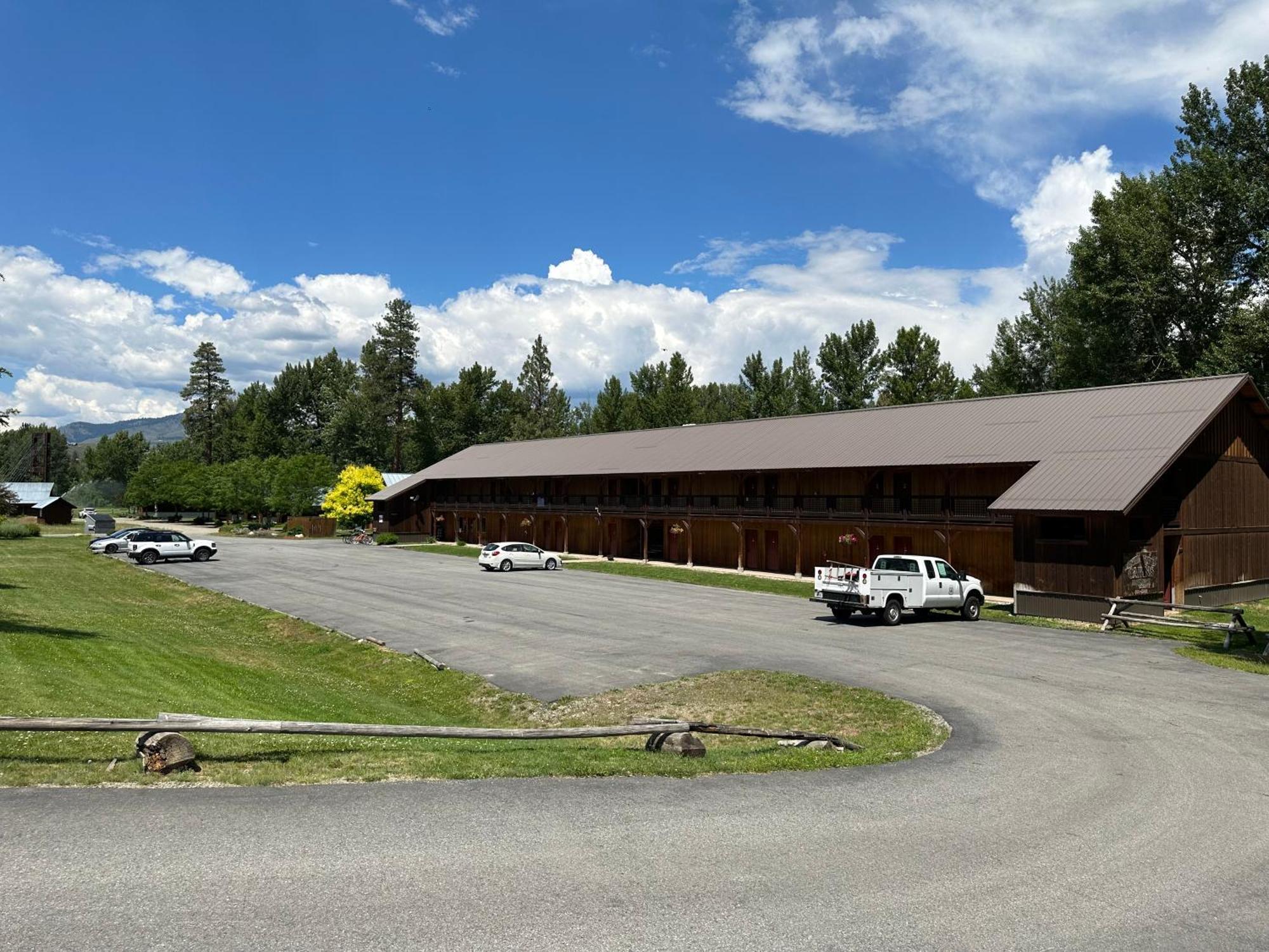 Methow River Lodge And Cabins Winthrop Bagian luar foto