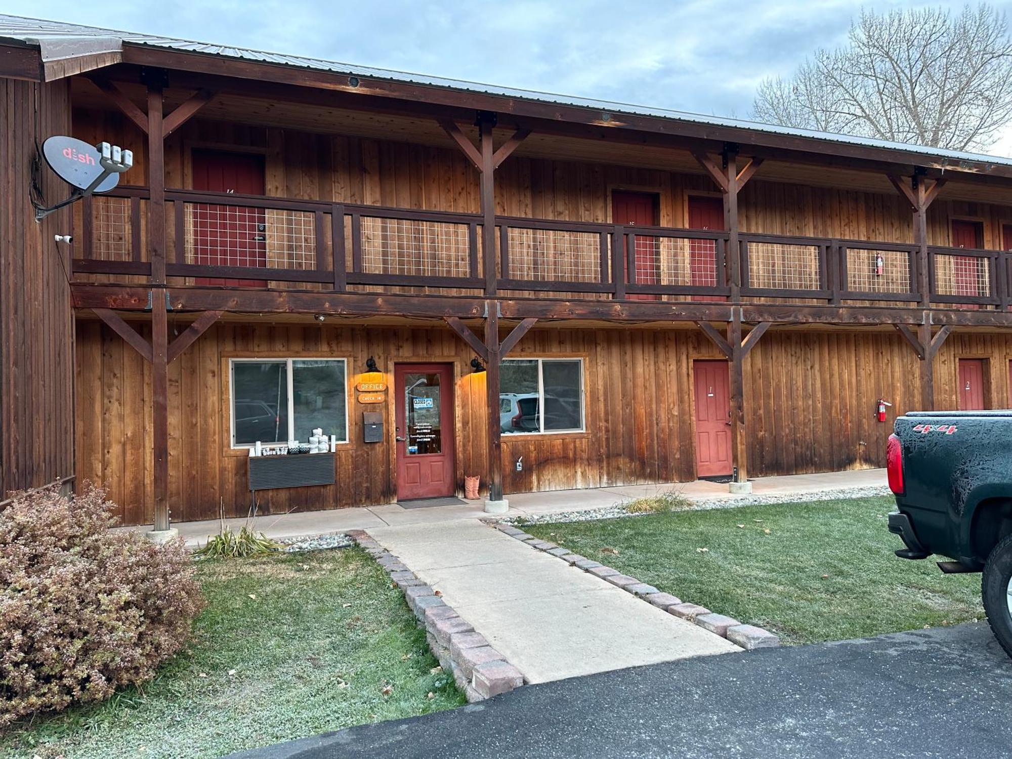 Methow River Lodge And Cabins Winthrop Bagian luar foto
