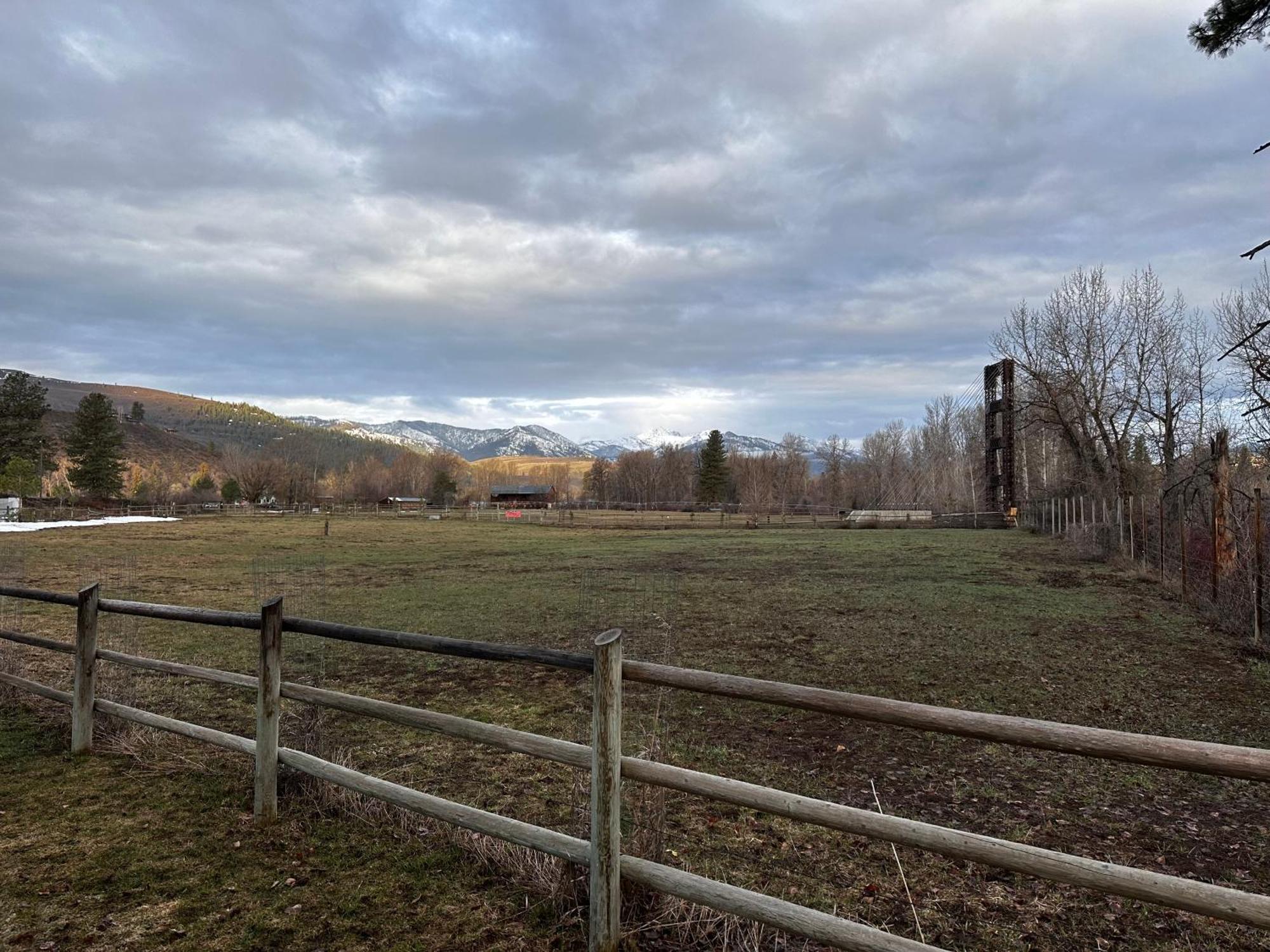 Methow River Lodge And Cabins Winthrop Bagian luar foto
