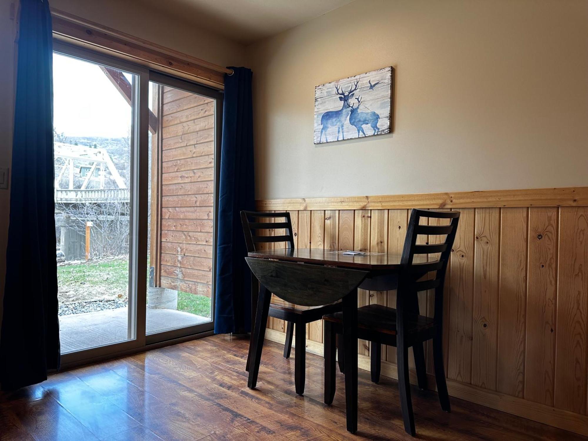 Methow River Lodge And Cabins Winthrop Bagian luar foto