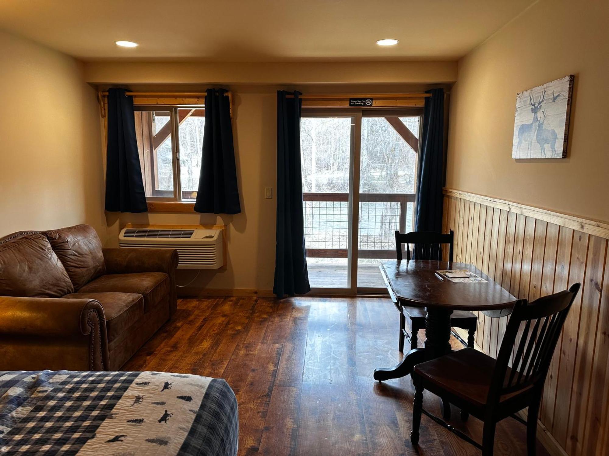 Methow River Lodge And Cabins Winthrop Bagian luar foto